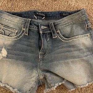 Short shorts